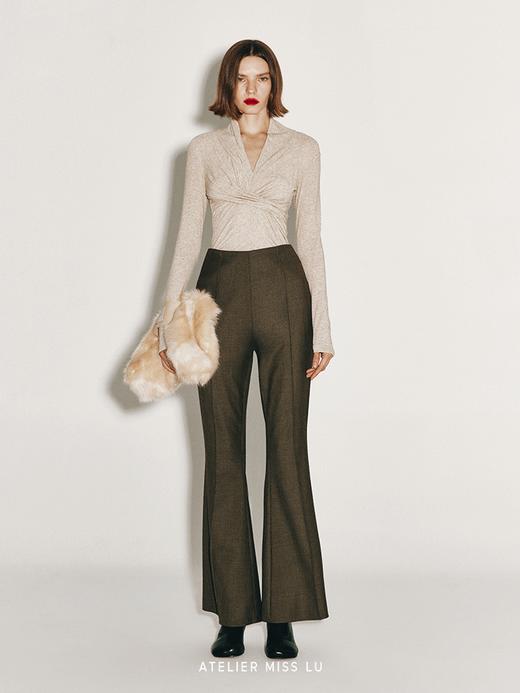 【雪地麦穗】褶皱设计细V领弹力上衣 商品图0