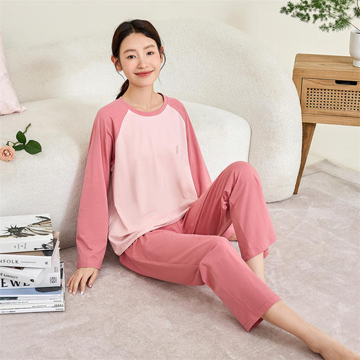 康妮雅女式长袖长裤套头套装 商品图1