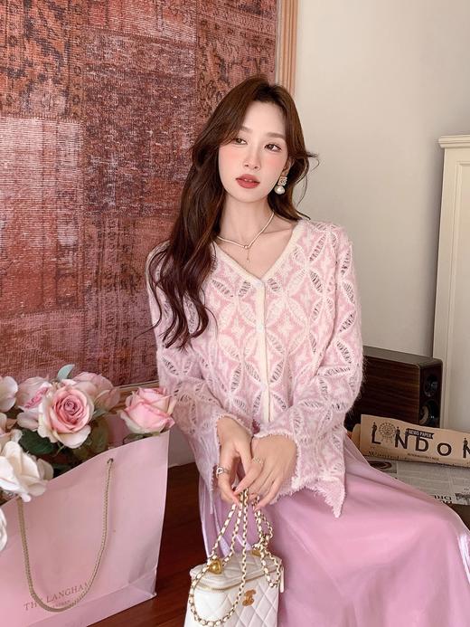 张心子【香榭氛围】温柔风甜美镂空针织开衫女初秋新款洋气小衫仙 U2408059 商品图11