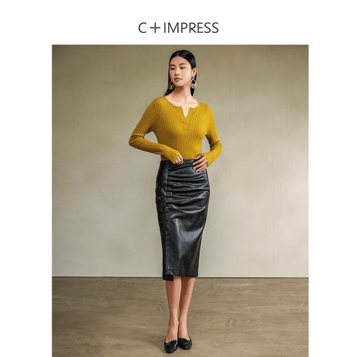 西嘉C+IMPRESS/西嘉澳洲进口绵羊毛 针织打底衫女24秋装新款小V领设计(货号:MY2403058) 商品图3