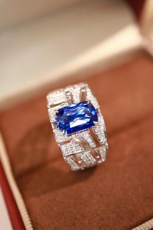 2.0ct 蓝宝石戒指 商品图1