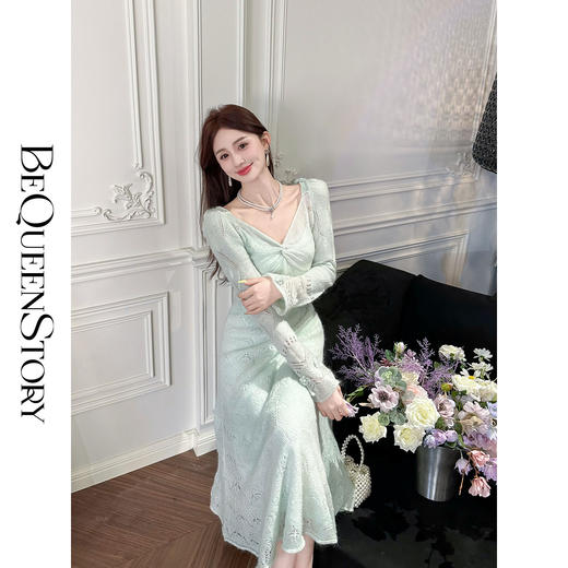 【孤品样衣，不退不换】  【云端仙境】蓬松感渐变镂空肌理收腰手钩樱花连衣裙 商品图1