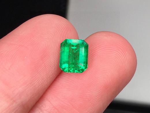 1.13ct 祖母绿裸石 商品图1