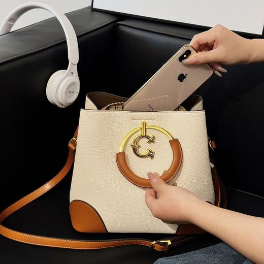 【复古撞色 轻奢通勤百搭女包】Crocus布达佩斯撞色水桶包 超大容量 真皮荔枝纹 商品图8