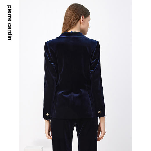 皮尔卡丹女装西装秋丝绒法式一粒扣收腰V领西服上衣P3320U3971N0
 商品图2