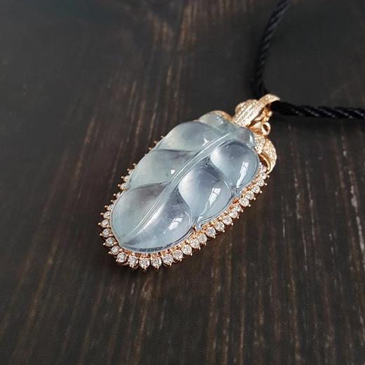 【天然正品】A货翡翠钻镶收藏级高冰种叶子翡翠吊坠项链76.0*31.8*13.5MM（皆取最大值） 现售价：57800！040918SZ01 商品图1