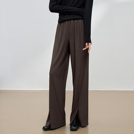 西遇咖色阔腿裤女新款宽松针织休闲裤松弛感长裤遛弯裤13542552 商品图0