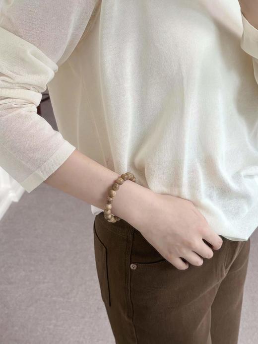 中式美学沉香手串———收藏级野生沉香佳品！品质优良产量xi缺，花花团甄选篙货品质！！淡淡木香掺杂丝丝花香，拥有比香水还要好闻的天ran味道，醇香浓厚，令人陶醉～ 商品图6