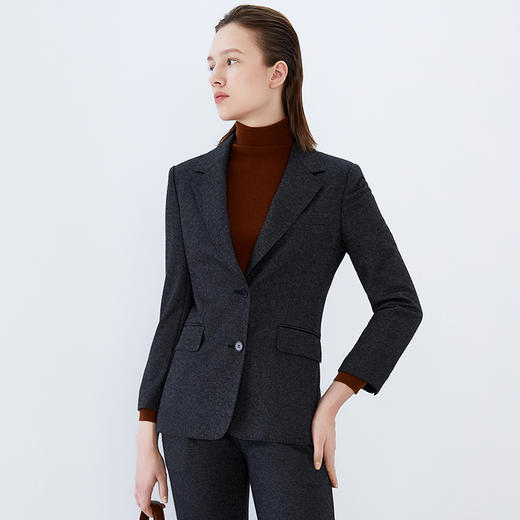 EITIE爱特爱冬季新款简约通勤西装外套女7603304 商品图3