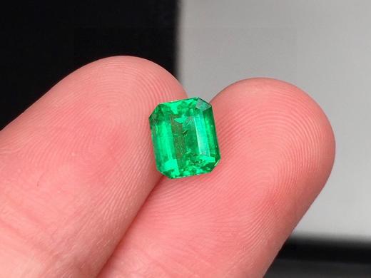 1.13ct 祖母绿裸石 商品图0