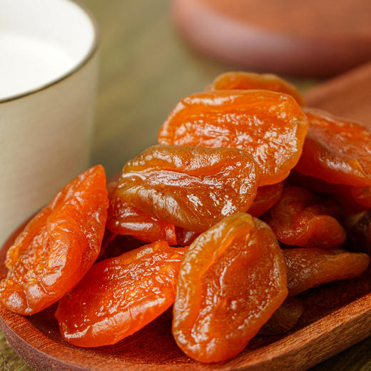 【食礼】【金杏干】精选新鲜红杏果肉，烘干，酸甜可口，肉质饱满，独立小包，300g/袋 商品图1