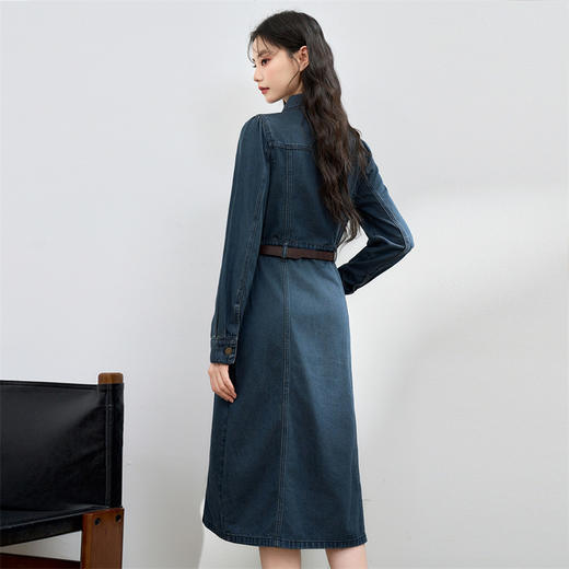 西遇长袖牛仔连衣裙女新款翻领港风复古收腰A字长裙13442547 商品图4