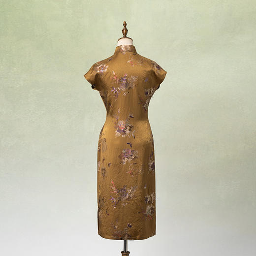 荷言GL 秋风渭水 棕黄色仿烧花印花古法旗袍 商品图2