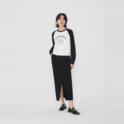 NEELLY纳俪2024秋季商场同款通勤风黑色针织半身裙女新款高腰开叉N24082E01118 商品图2