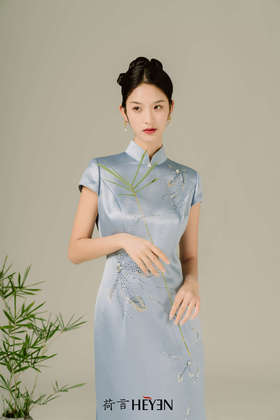 荷言HEYEN 鞠兰 兰花刺绣旗袍高级定制