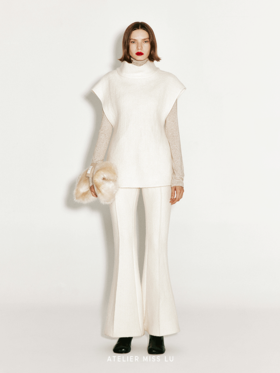 【灰天鹅】抽褶设计弹力高领上衣