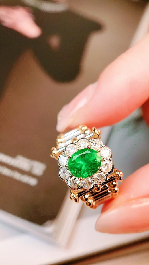 0.89ct 祖母绿戒指 商品图4