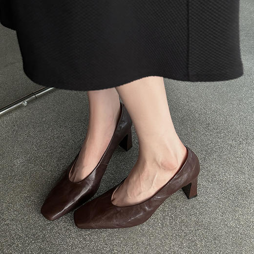 【预售5天】时装高跟鞋方头粗跟，四季通勤套脚单鞋DMJ&9318 商品图1