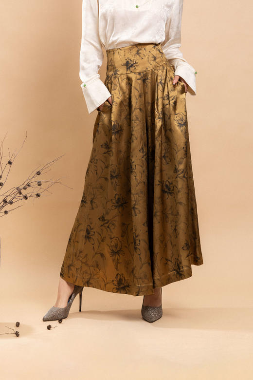 荷言GL 湖畔秋色 芍药印花新中式阔腿裤棕黄色 商品图0