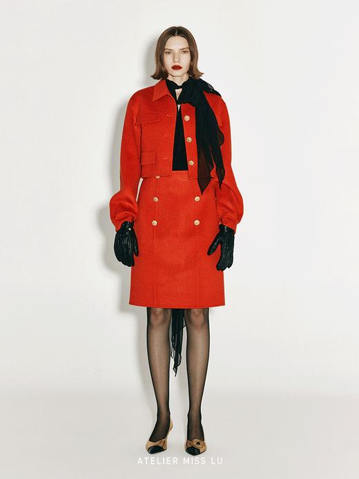 【火烧云端】复古镂空花扣绵羊毛双面呢短外套 商品图3