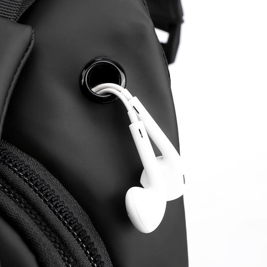 WEPOWER爆款男士胸包 休闲大容量单肩斜挎包 韩版机车包防泼水潮流背包   商品图2