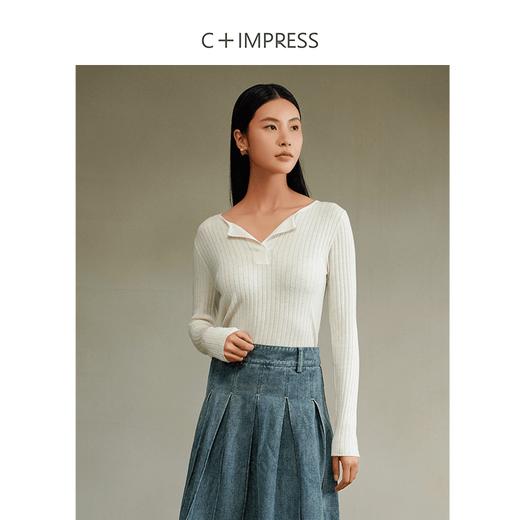 西嘉C+IMPRESS/西嘉澳洲进口绵羊毛 针织打底衫女24秋装新款小V领设计(货号:MY2403058) 商品图1