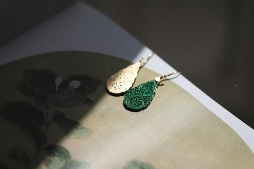 绿如意和绸缎金 ｜干青黄金耳钩 商品图6