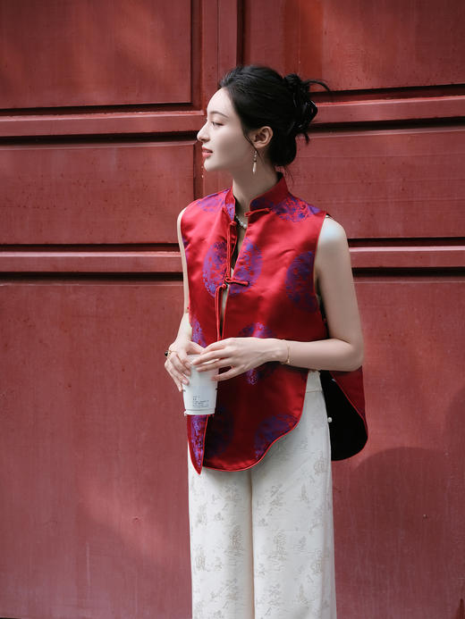 瑕疵|盛唐牡丹 |双龙团纹真丝花蕾缎马甲[特价品] 商品图1