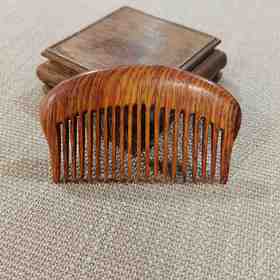 明代黄花梨老料制精品手工木梳