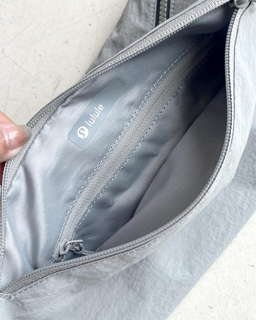 THS 8.31-无 lulu家 Fast Track系列多功能瑜伽包 多功能一包多背瑜伽包 5色 CQ1357 商品图12