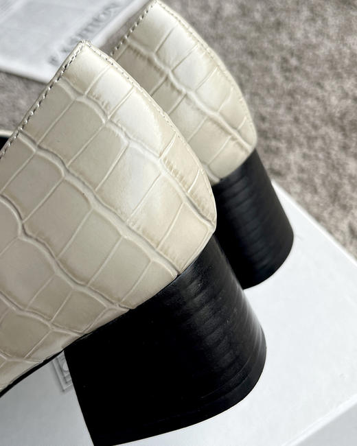 现货 THS 8.31-限时 TOT家 女士 鳄鱼纹 粗跟石头纹乐福鞋 2色 BZ1199 商品图12