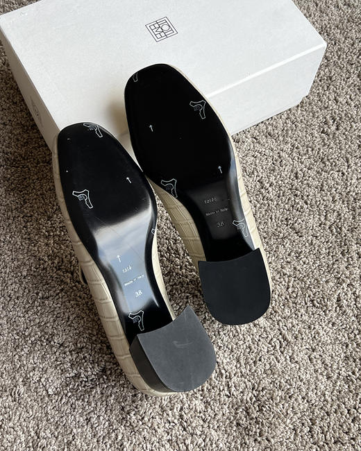 现货 THS 8.31-限时 TOT家 女士 鳄鱼纹 粗跟石头纹乐福鞋 2色 BZ1199 商品图13