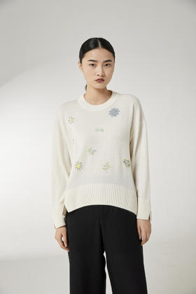 圆领手工绣花针织女套衫 SJF93W417N