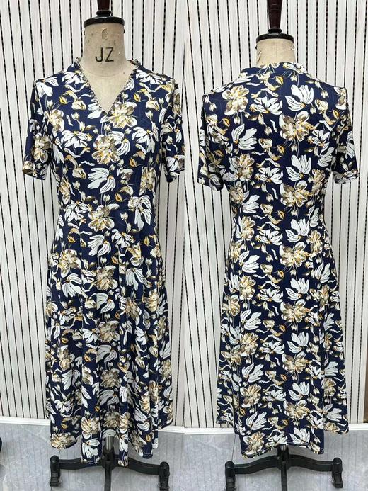 HJ1S87_青黛色_连衣裙_春夏_复古 V 领短袖花卉印花收腰显瘦通勤中长裙_高级女装_BERNIEELEN 伯妮斯茵 商品图0