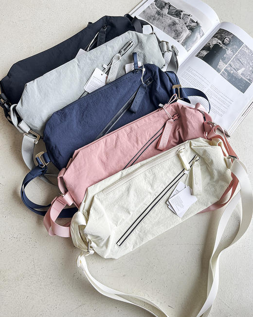 THS 8.31-无 lulu家 Fast Track系列多功能瑜伽包 多功能一包多背瑜伽包 5色 CQ1357 商品图0