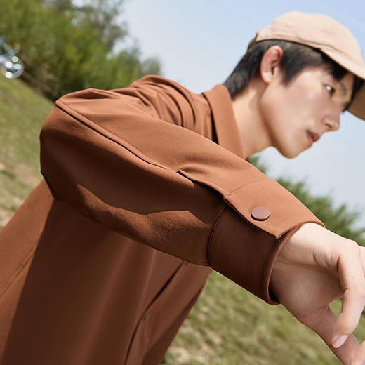 柒牌男装长袖衬衫男2024秋季新款时尚休闲工装风翻领口袋开衫外套	127A70550 商品图2