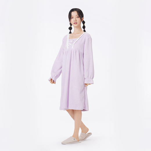 都市丽人睡衣超值精选长袖裙家居服法兰绒抽条厚女士法兰绒睡裙LHT6G6 商品图2