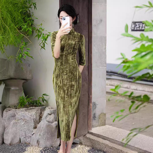 长袖改良丝绒印花素雅旗袍GR3066 商品图0
