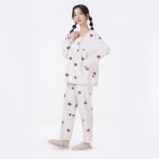 都市丽人睡衣超值精选长袖家居服法兰绒抽条厚女士法兰绒套装LHT2K1 商品图2