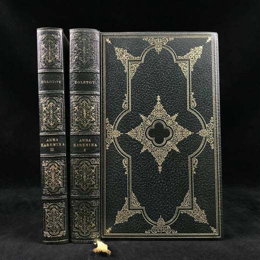 托尔斯泰《安娜·卡列尼娜》（全2卷） 约20余幅插图 苍鹭出版社（HeronBooks）复古仿皮精装本 商品图0