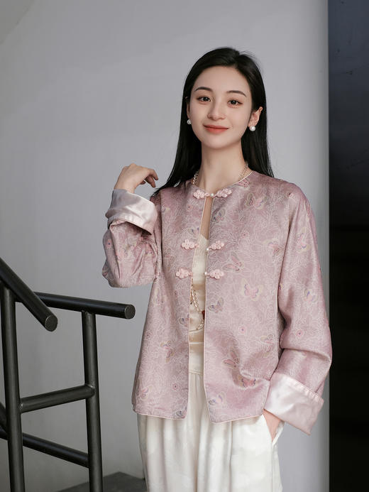 盛唐牡丹 |蝴蝶花纹真丝异色罗外套 商品图1