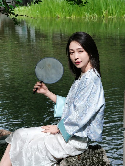 盛唐牡丹 |真丝异色罗偏襟外套 商品图1