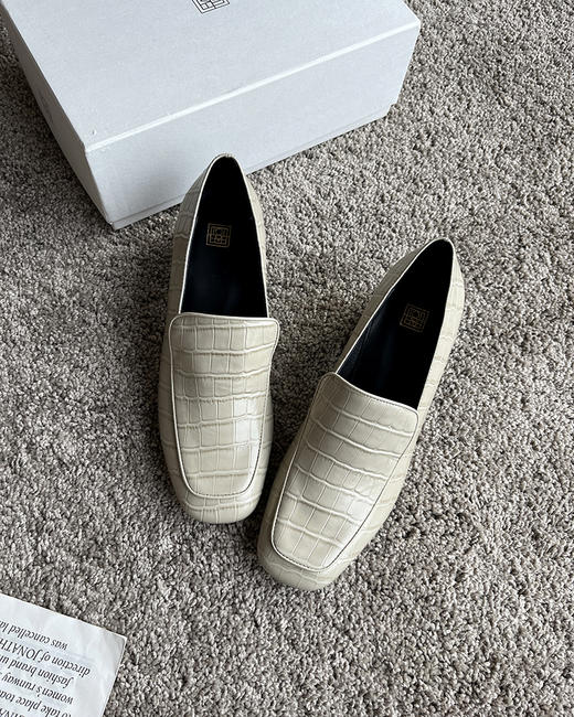 现货 THS 8.31-限时 TOT家 女士 鳄鱼纹 粗跟石头纹乐福鞋 2色 BZ1199 商品图6