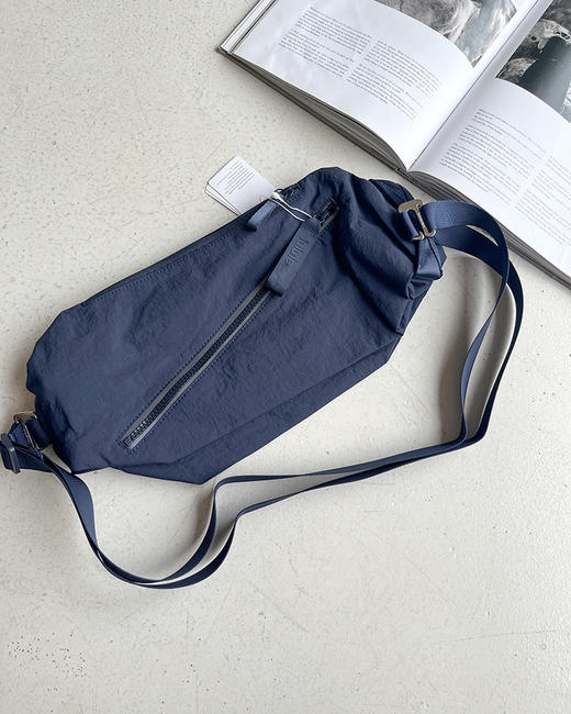 THS 8.31-无 lulu家 Fast Track系列多功能瑜伽包 多功能一包多背瑜伽包 5色 CQ1357 商品图3