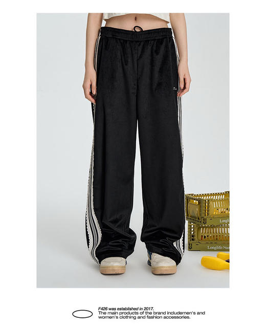 F426* 纯元，24秋款，美式 少女 侧边蕾丝织带刺绣 黑色丝绒阔腿裤～ 商品图0