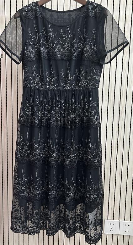 漆黑色连衣裙HJ2S01 商品图0