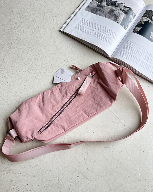 THS 8.31-无 lulu家 Fast Track系列多功能瑜伽包 多功能一包多背瑜伽包 5色 CQ1357 商品图1