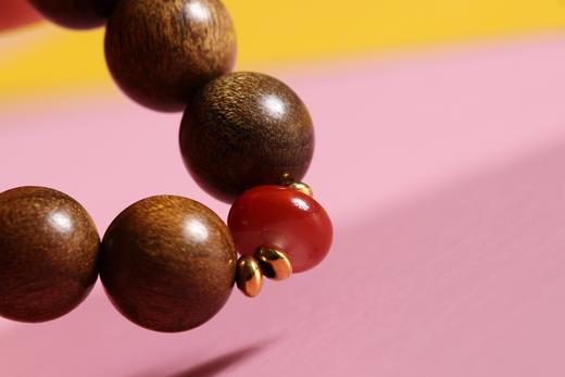 JSMN0050°平安喜乐/六字箴言老料金丝楠木手串 商品图4