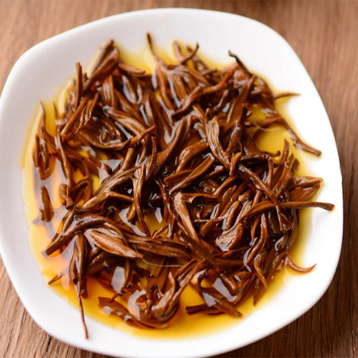 【云南金丝滇红茶】汤色红鲜明亮，香气特点鲜爽，滋味浓强，叶底红匀鲜亮 商品图3