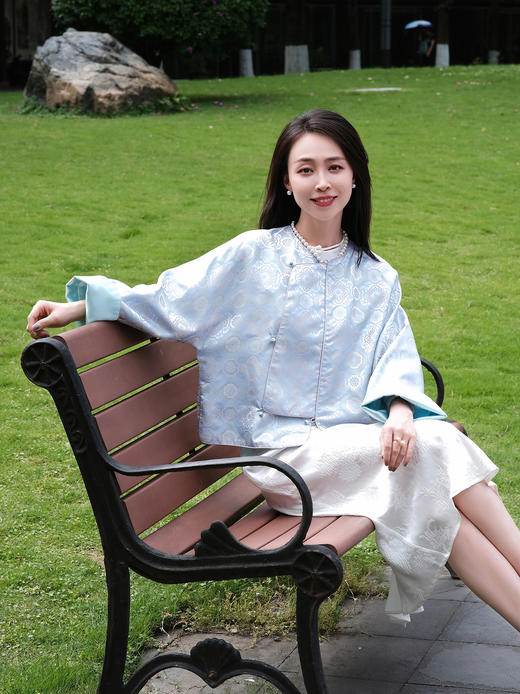 盛唐牡丹 |真丝异色罗偏襟外套 商品图0